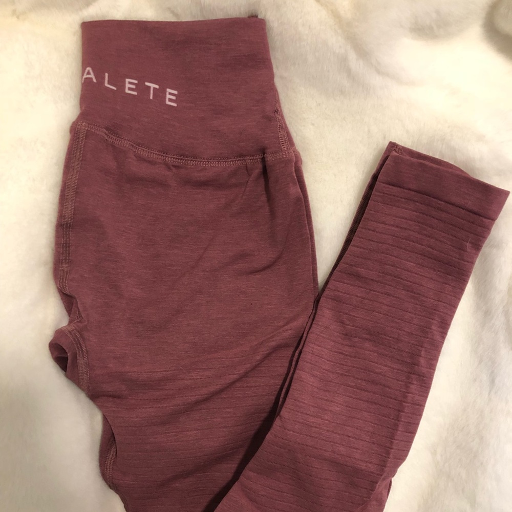 Alphalete Revival Leggings